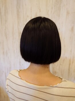 ルルゥズヘアー(Lou Lou's Hair)の写真/白髪を隠すのではなく「活かす」カラーで、大人女性のお洒落を応援します◎髪のお悩み是非ご相談ください！