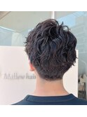 スパイキーショートパーマスタイル