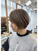 白髪ぼかし/イメチェンヘアスタイル/前髪カタログ/ショートボブ