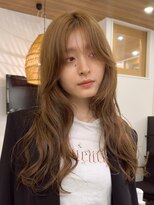 ビュートリアム ギンザ(BEAUTRIUM)&nbsp;レイヤーカット/顔周りレイヤー/ベージュ系カラー