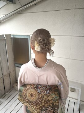 アントミ(...and tomi) 結婚式参列ヘアセット