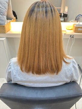 アリアツイン バイ エクラート 池袋西口店(ARiA TWiN by ECLART) 【圧倒的ダメージレス】ブリーチ酸性縮毛矯正　髪質改善メテオ