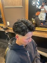 キングスマントーキョー 立川北口店(KINGSMAN TOKYO) アップバング / ツーブロック / スキンフェード 【立川】