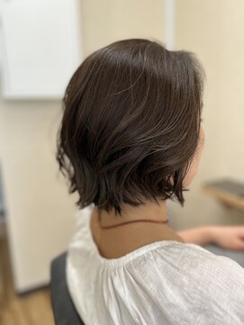 ホク(hoku) ラフに纏まる艶ショート30代/40代/50代/60代
