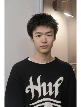 フェイヴィーズ(FavyS) スパイキーショート×ピンパーマ