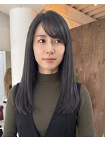 零秒女髪 千里丘店&nbsp;上品な大人女性向け艶カラーのストレートロング髪質改善艶感