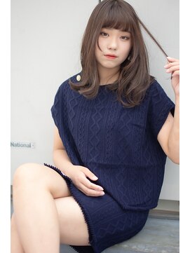 ノイン(noine) 涼しい夏服でも、ちょっぴり秋らしさをプラスできるお洋服。