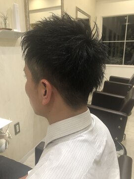 ザシラ(THE SIRA) 爽やかメンズ　ショートスタイル