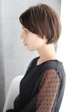 ヘアメイク ナル(hair make nalu) 襟足スッキリかきあげショート