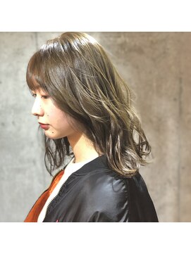 ドロシー(dorothy) #ハイトーンカーキ　#ブリーチなし　#イルミナカラー