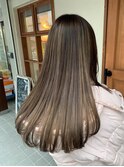 グラデーション×ハイトーンベージュ