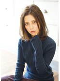 大人かわいいミディアムヘア／ザシー　アフロート