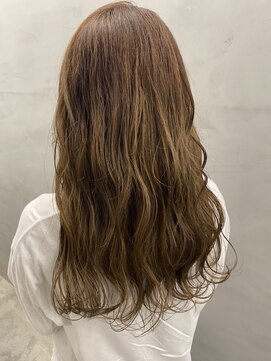 ジーナ 福岡天神(Zina) スモーキーベージュ♪