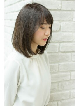 エルサフィロ ヨドヤバシ(el zafiro yodoyabashi) 【el zafiro yodoyabashi】大人女子ベージュミディアム