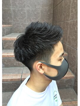 ラヴィータ(La vita) アップバングベリーショート