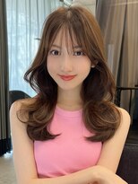 アリュウル 表参道 青山(Allure) 大人可愛い色っぽさ。韓国くびれヘアレイヤーカット薄め前髪