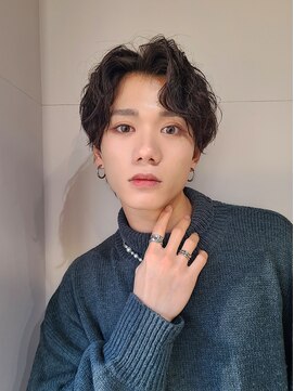 ディーエックス スリー(Dxxxx III) ツイストスパイラルパーマ