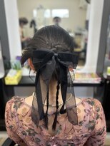 サロンド ボーテ(SALON DE BEAUTE')&nbsp;大きなリボンのアップスタイル
