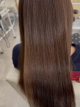 レヴィア(REVIA) 髪質改善トリートメント前髪カットレイヤーカット