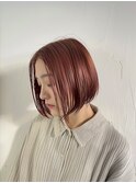 切りっぱなしボブ×くすみピンク