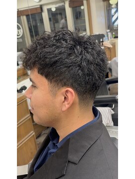 ザチョップショップ キチジョウジ(THE CHOP SHOP KICHIJOJI) フェード メンズヘア メンズサロン メンズカット バーバー