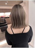 くすみベージュマロンベージュホワイトブロンド細めハイライト