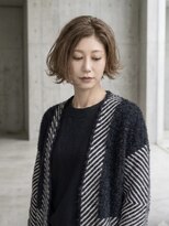 ビュートリアム 梅田(BEAUTRIUM) ショートボブ/外ハネ/30代/40代/梅田/