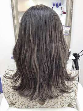 アルターシェリー(aL-ter che'rie) 【aL-ter cherie 】小顔カット◎ブルーグレージュ