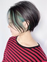 モリオフロムロンドン 原宿本店(morio from London) 【morio原宿】耳かけショートボブ 前髪なし グリーンヘアカラー