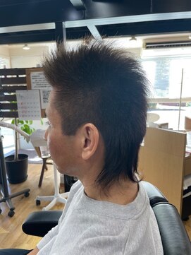 ジジ(ZiZi) 刈り上げショート