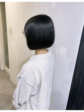 グランドライン(GRAND LINE) 《GRANDLINE友田千栄》ナチュラル前下がりボブ　魅力倍増カール