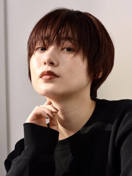 ユイツ ザクザクマッシュショート×レッドブラウン