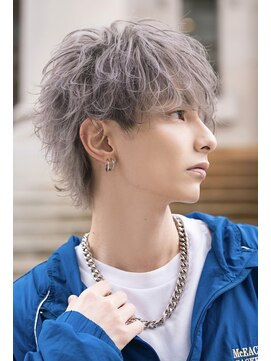 オーシャントーキョーウエスト 心斎橋 (OCEAN TOKYO WEST) レイヤーマッシュツイストピンパーマシルバーカラー