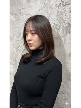 ヨペ(yeope) 【小顔に見えるレイヤーカット】透明感カラー