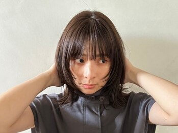 フィット ヒュー 千葉(fit hue)の写真/ケアプロ超音波アイロンで艶髪*[千葉/ボブパーマ/トリートメント/髪質改善/ブリーチ/ダブルカラー/学割U24]