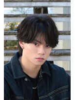 フリーラ 横浜(freera)&nbsp;メンズリバースセンターパートフェザーパーマ韓国シャドウパーマ