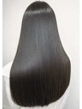 エヌトゥーナ 表参道(Ntuna) ケラチントリートメント