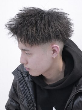ルーストデラックス 京都河原町三条(ROOST dx) MEN’S HAIR/波巻ツイストスパイラル/フェザーパーマ/京都河原町
