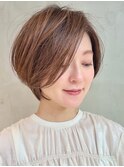 ショートヘアショートボブ前髪なし長めショート表参道青山