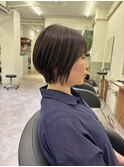 くびれ寄りのショートボブ/襟足の生え位置長めの方