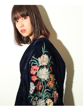 アン ヘア デザイン(un hair design) 【　un  】ストレート×セミウェット×ボブ