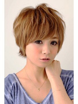 フォルテ 藤枝エピ店 お洒落なシンプルカジュアルスタイル