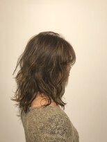 オンアフライデー(on a friday)&nbsp;ミディアムウルフハイライト