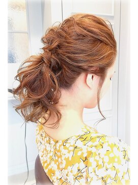 ヘアー デザイン レガリタ(Hair Design LEGALITA) ポニーテールアレンジ