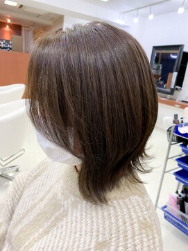 クラン 六甲道(Chlan) 切りっぱなしボブ大人っぽリップバング×シアベージュ