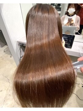 キュア 表参道(CURE) 黒髪/グレージュカラー/ココアベージュ/ヘルシーロング[表参道]