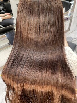 エスカーラ 表参道(THE ESCALA) @aidaman321 髪質改善/髪質改善縮毛矯正/髪質改善トリートメント