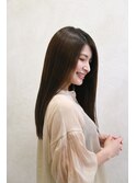 ツヤ髪ストレートヘアー