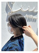 シーバイリリア(siie by LILIA)&nbsp;丸みボブ×インナーカラー