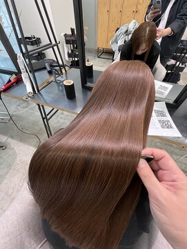 ラヴィエ(RAVIE) 【半田・髪質改善】縮毛矯正/トリートメント/マンツーマン